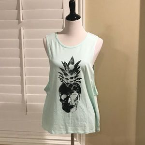 Mint colored pineapple Volcom skull tank